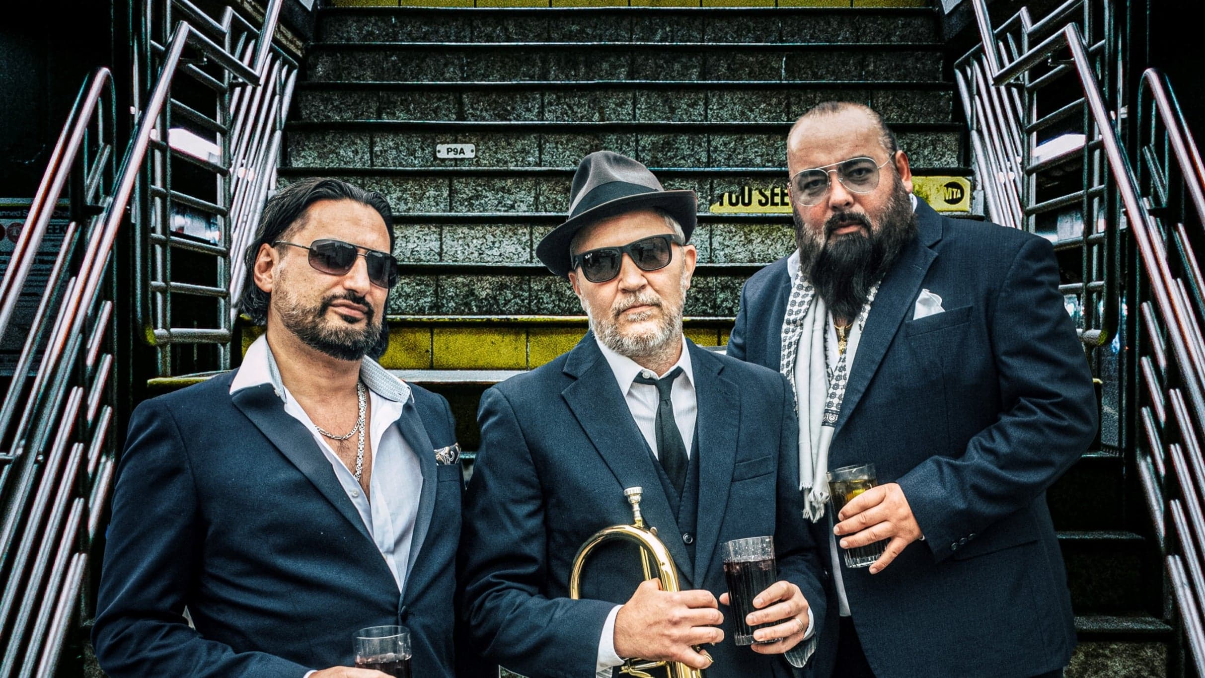 Fun Lovin' Criminals - with Strings